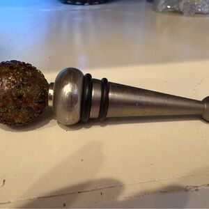 Mariposa Stacked Pearls Bottle Stopper